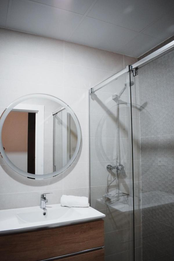 Apartamentos Del Paseo Granada Luaran gambar