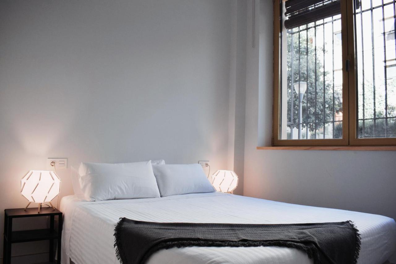 Apartamentos Del Paseo Granada Luaran gambar